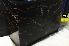 Graffiti-professionel-graffeur-artiste-streetart-art-porte-mobilier-meuble-suoz-design-la-rochelle-niort-saintes-bordeaux-rochefort-charentes-maritimes